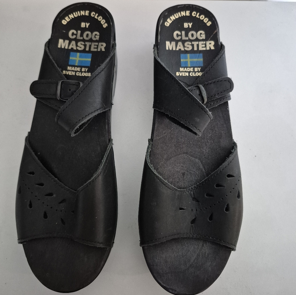 Sven Women's Black Clog  Sandals